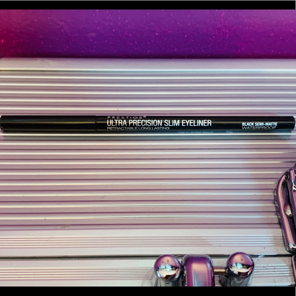 Prestige Ultra Precision Slim eyeliner
